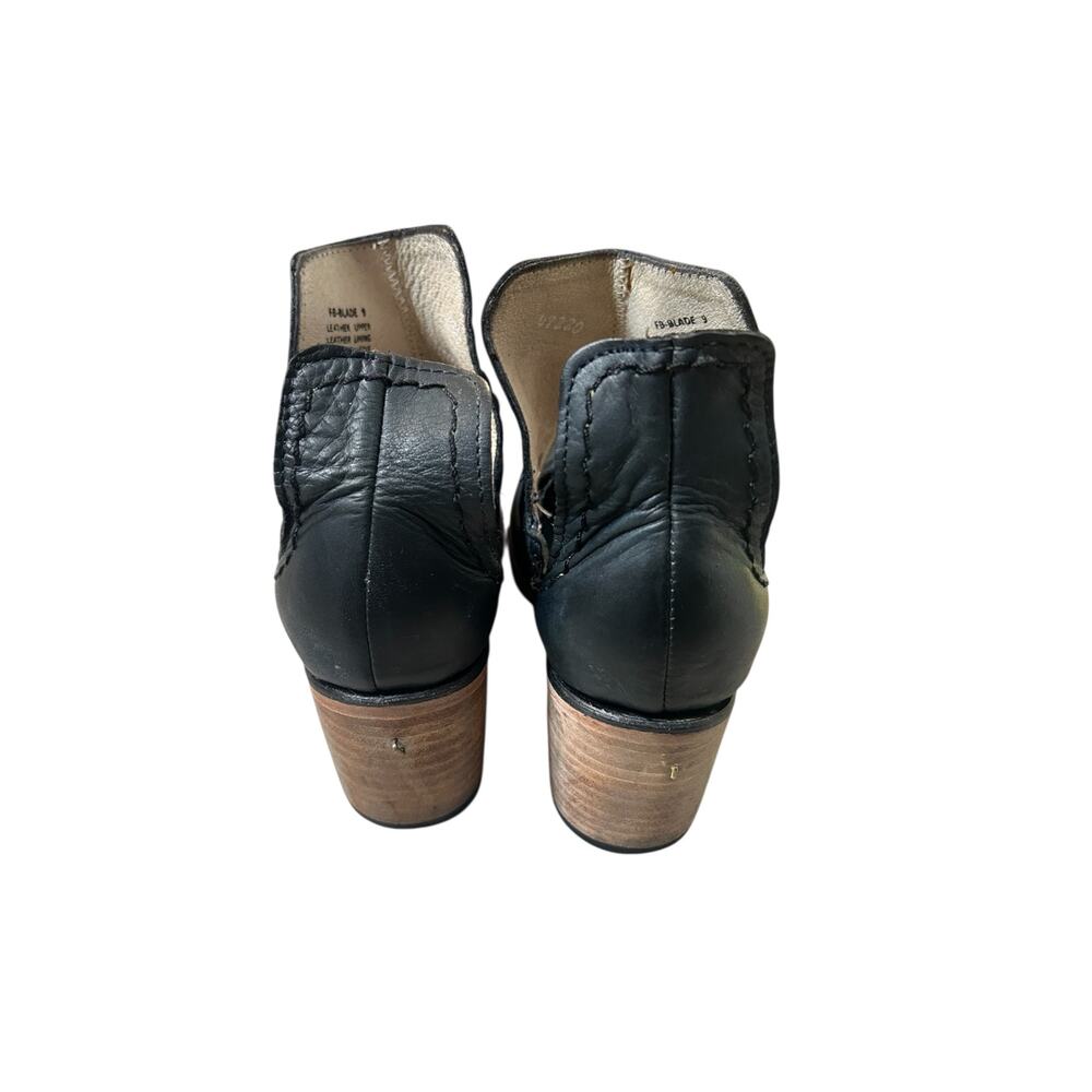 Freebird By Steven Blade Black Leather Open Ankle Booties Size 9 DISCONTINUED - Picture 4 of 6